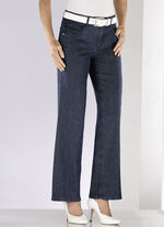 Jeans met modieus wijdere pijpen 