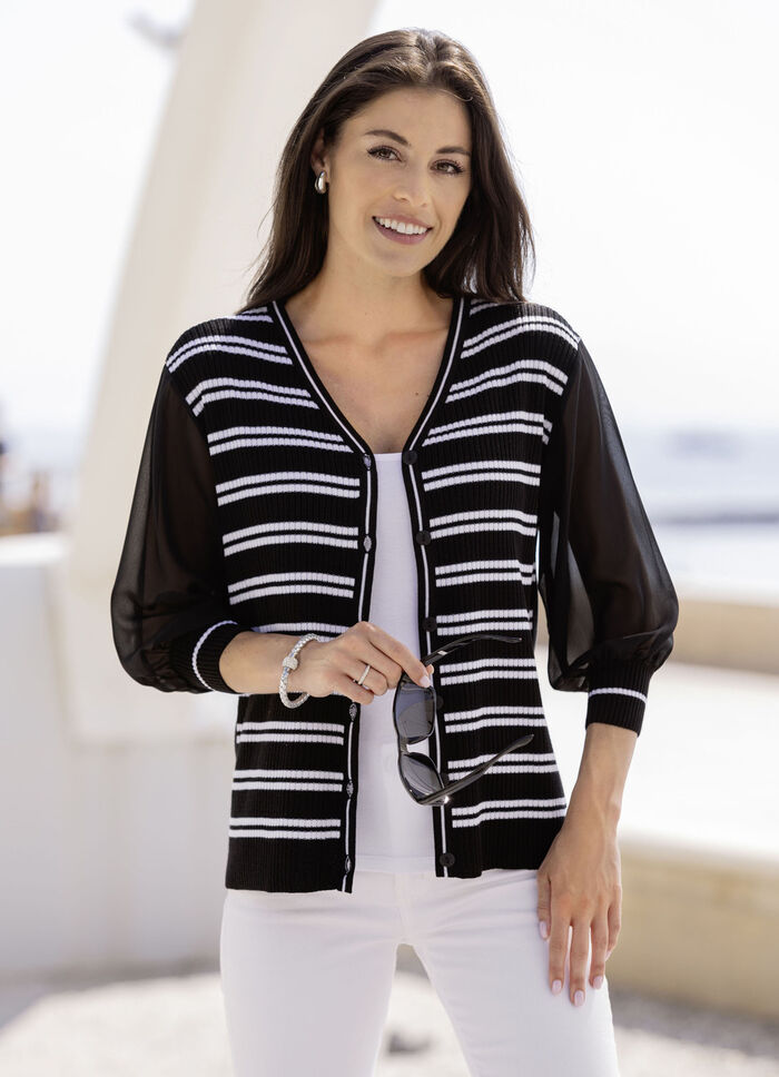 Vest met fijne chiffon mouwen 