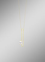 Interessante hanger met zirkonia 