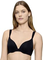 Triumph Body Make-up Illusion beugelbeha voor een magisch decollet&eacute; ZWART