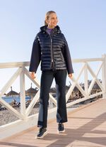 Jasje in trendy materiaalmix 