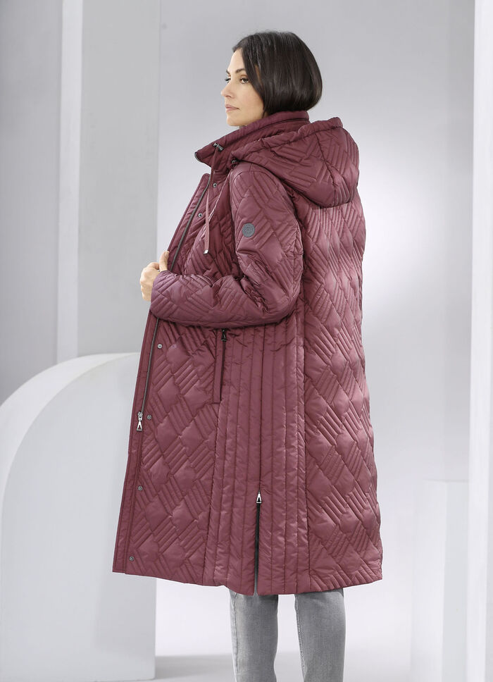 Jas met interessante quilting KASTANIE