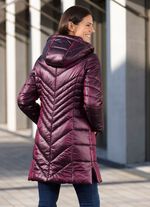 Korte jas met zijsplitten 