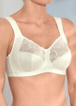 Anita-bh met elastische tule borduurkant in de bovenste cups 