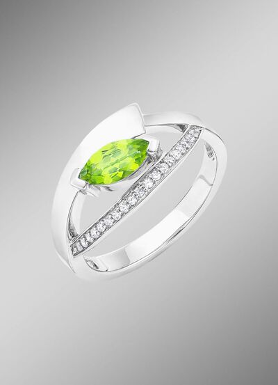 Damesring met echte peridoot en synthetische zirkonia 