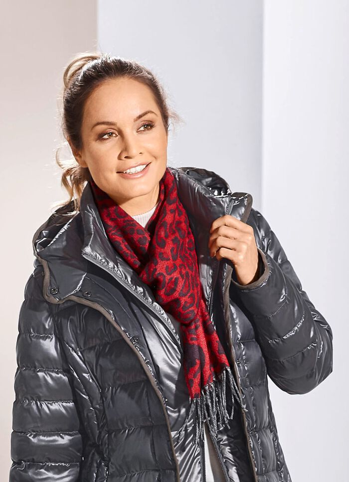 Sjaal met roofdierenmotief 