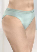 Verpakking van vier slips met decoratieve elastische tailleband 