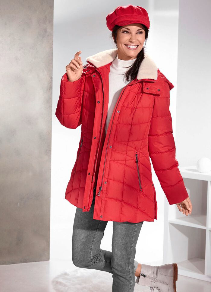 Functioneel jack met afneembare imitatiebontrand op de kraag 