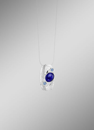 Hanger met lapis lazuli 