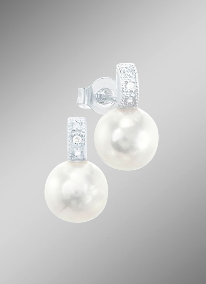 Oorbellen met zoetwaterparel en briljanten 