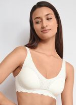 Sloggi ZERO FEEL Bliss bh gemaakt van elastisch kant 