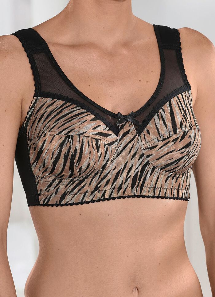 BH met een roofzuchtig design aan de voorkant 
