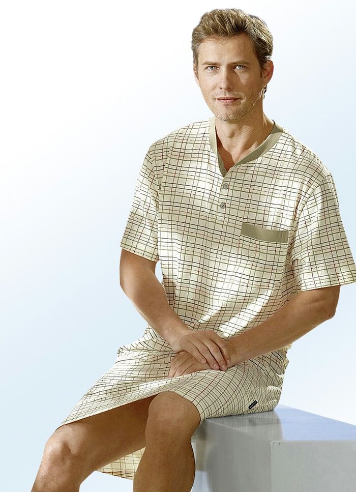 Nachthemd met knopenlijst en zijwaartse ventilatieopeningen, korte mouw 