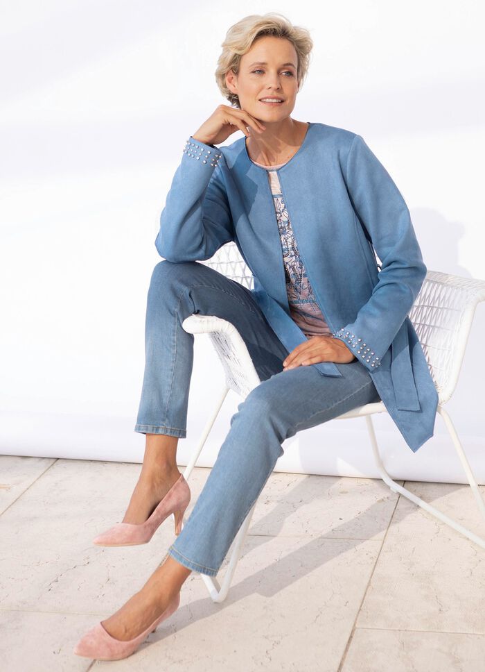 Jeans met bloemenborduursel 