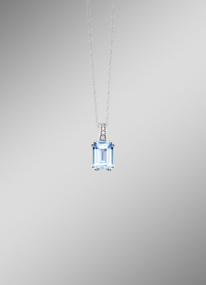 Hanger met diamanten en blauwe topaas 