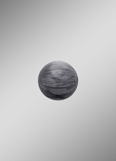 Klankbal in parelgrijs 