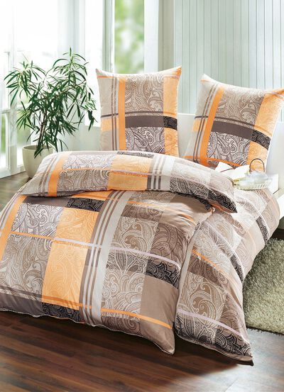 Satijnen beddengoedset 