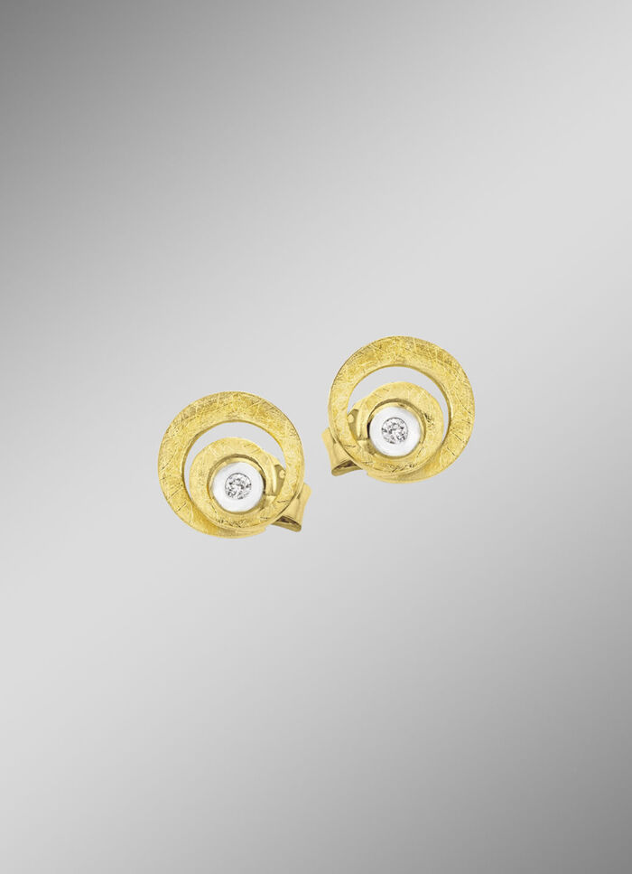 Elegante oorbellen met diamant 