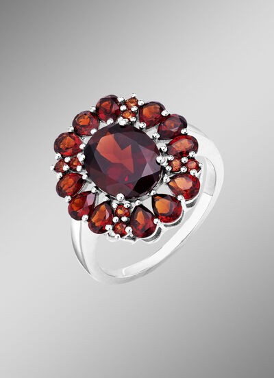 Elegante damesring met granaat 
