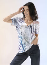 V-hals shirt met decoratieve ring 