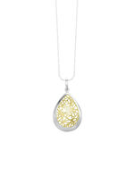 Druppelvormige hanger met verfijnd tweekleurig design 