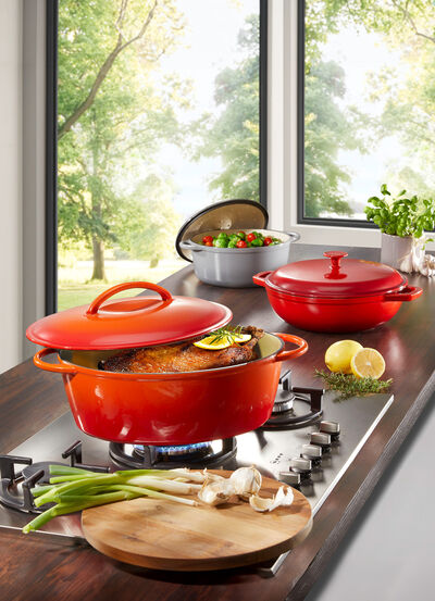 Gietijzeren Nederlandse oven en braadpan 
