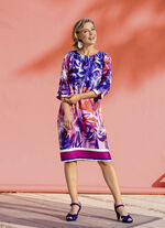 Jurk met expressieve randprint 