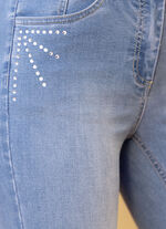 Jeans met extravagante strassversiering 