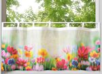 Kort gordijn bloemenweide van digitaal bedrukte voile 