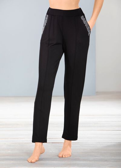 Broek met edelsteenversiering 