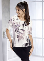 Geweldig shirt met strass steentjes op de voorkant 