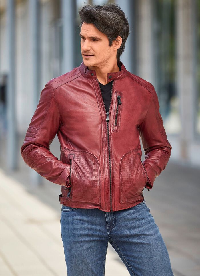 Korte leren jas met geperforeerde inzetstukken 