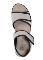 ELENA EDEN sandaal gemaakt van zacht nubuckleer en zwart elastisch materiaal BEIGE