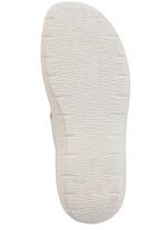 Muiltjes met glanzende sieraden 