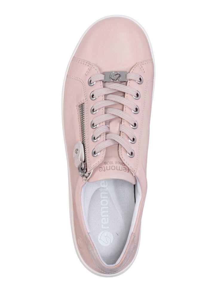 Remonte veterschoen met metalen inzetstuk in reli&euml;f POEDERROZE