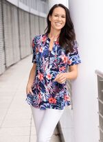 Overhemdtuniek met opstaande kraag 