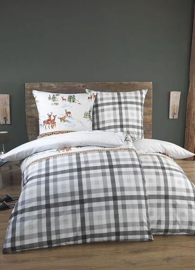 Beddengoedset met idyllisch winterdesign 