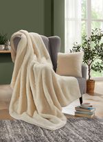 Deken en kussensloop van imitatiebont gemaakt van alpacawol NATUUR