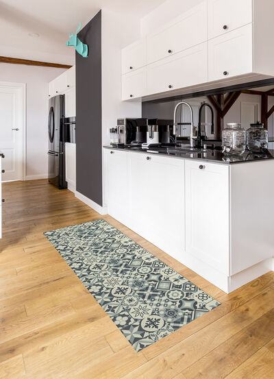 Duurzame keukenloper en vloerkleed in tegeldesign 