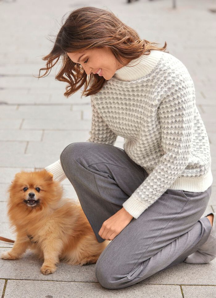 Trui met uitgebreide structuur 