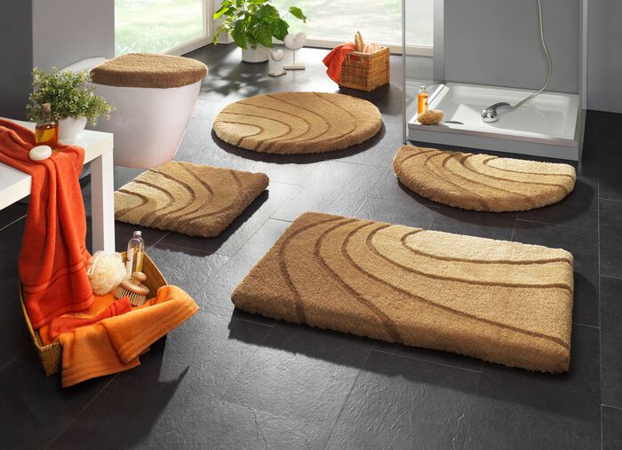 Badkamerset van Kleine Wolke met antislip achterkant BEIGE