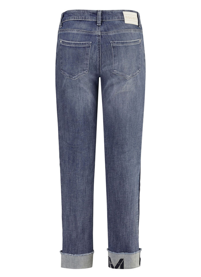 Jeans met franjezoom en opschrift op één been 