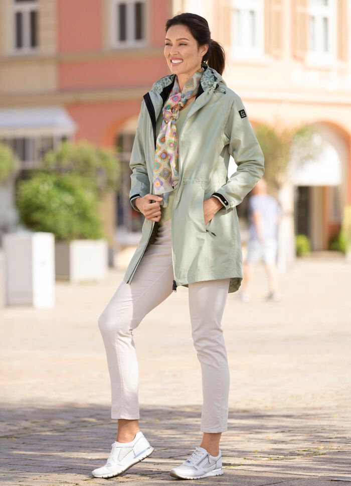 Functionele korte jas met vaste capuchon LINDGRÜN