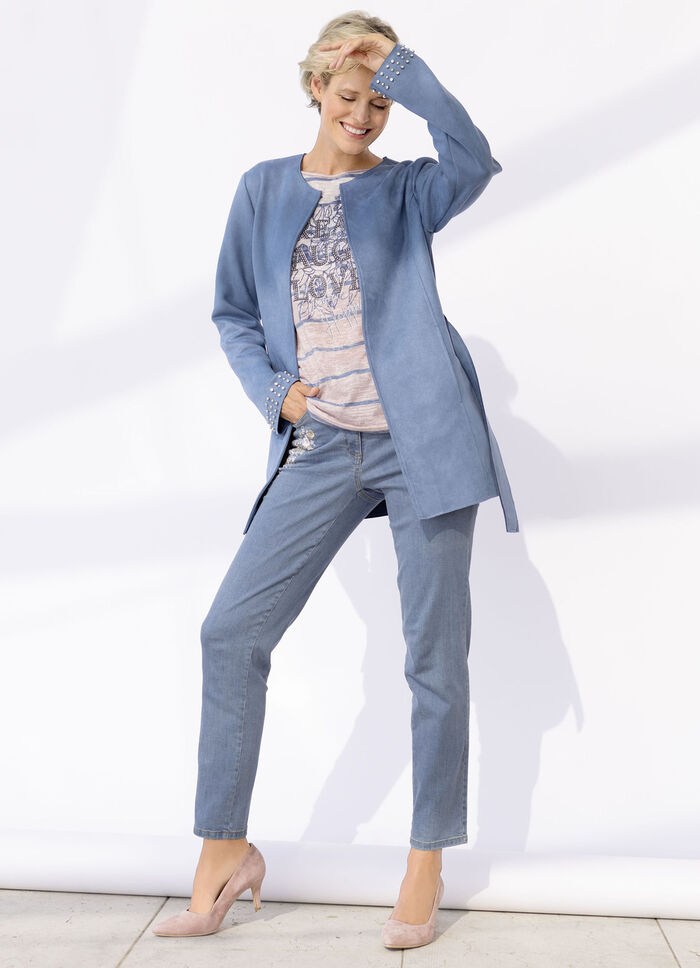 Jeans met bloemenborduursel 
