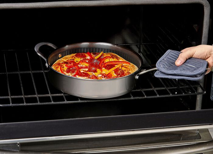 Livington Titan Pannen en kookpotten 