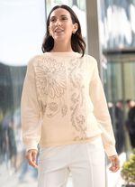 Trui met bloemenversiering met strass 