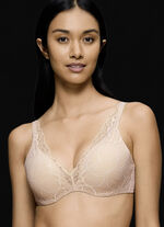 Triumph Body Make-Up Illusion kanten bh met flexibele, comfortabele beugels POEDER