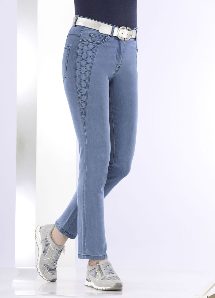 Jeans met mooie borduursels JEANSBLAU