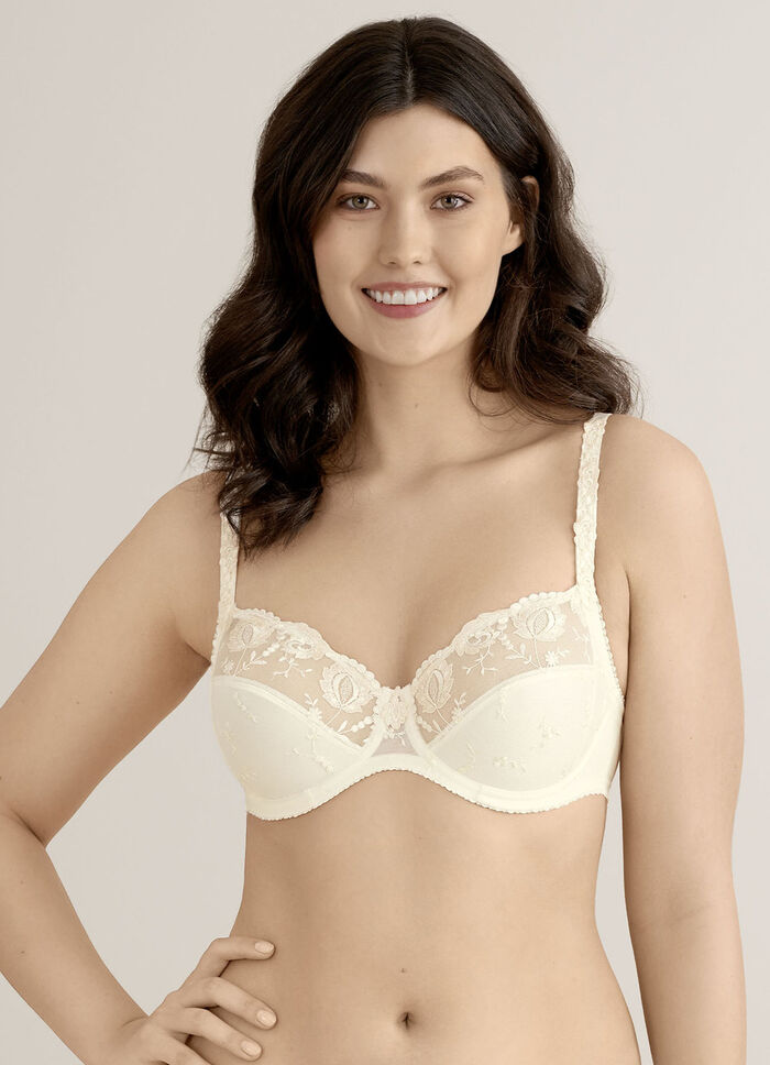 Felina Conturelle beugelbeha met borduurkant CHAMPAGNE