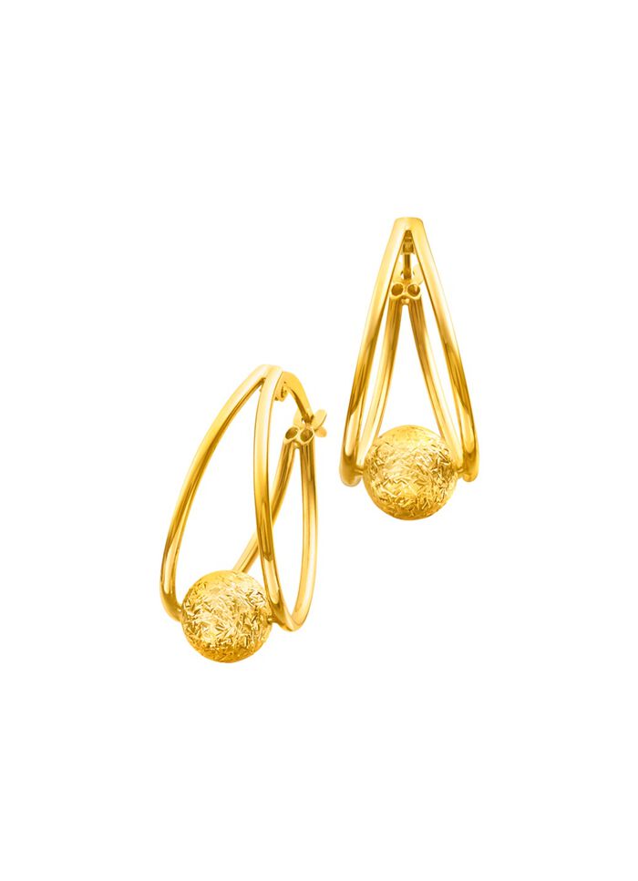 Creoolse oorbellen met machinaal gegraveerde kogel 